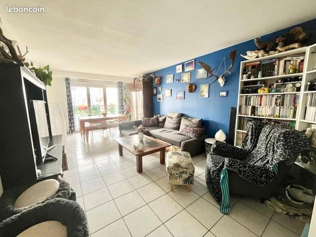 Appartement 4 pièces 81 m²