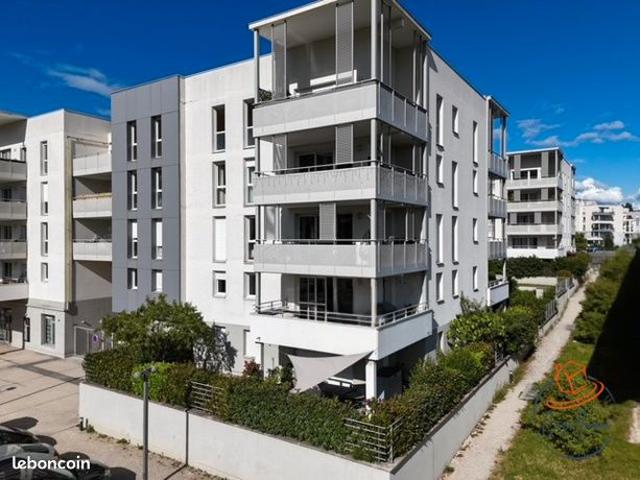 Appartement 4 pièces 81 m²