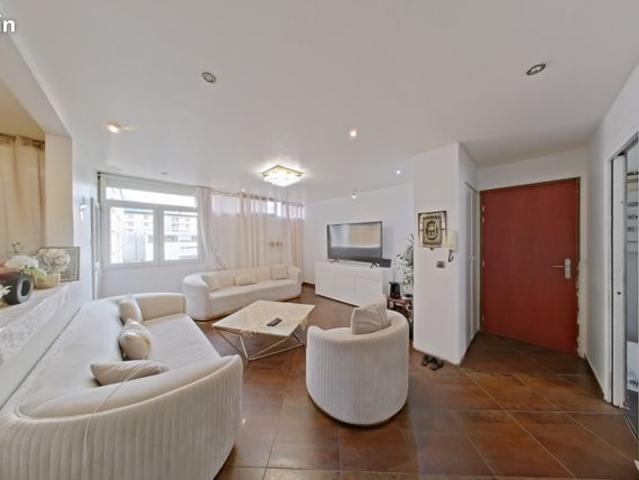 Appartement 4 pièces 81 m²