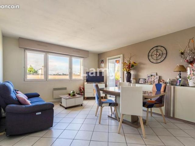 Appartement 4 pièces 81 m²