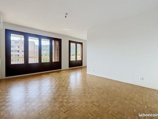 Appartement 4 pièces 81 m²
