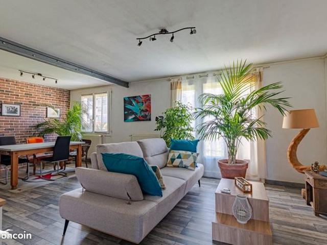 Appartement 4 pièces 81 m²