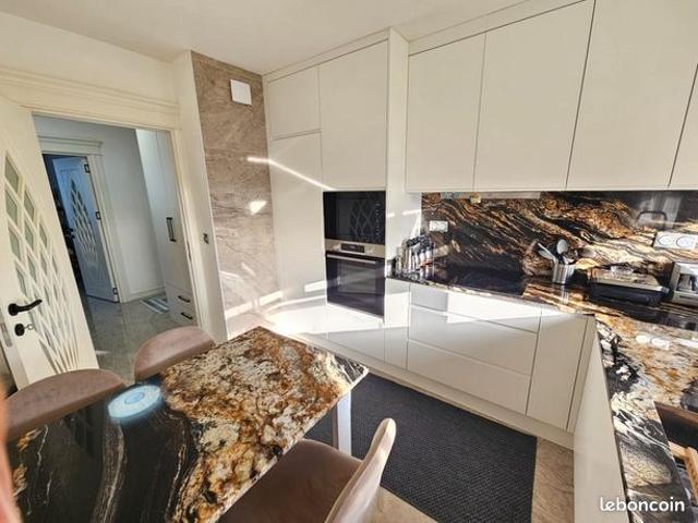 Appartement 4 pièces 81 m²