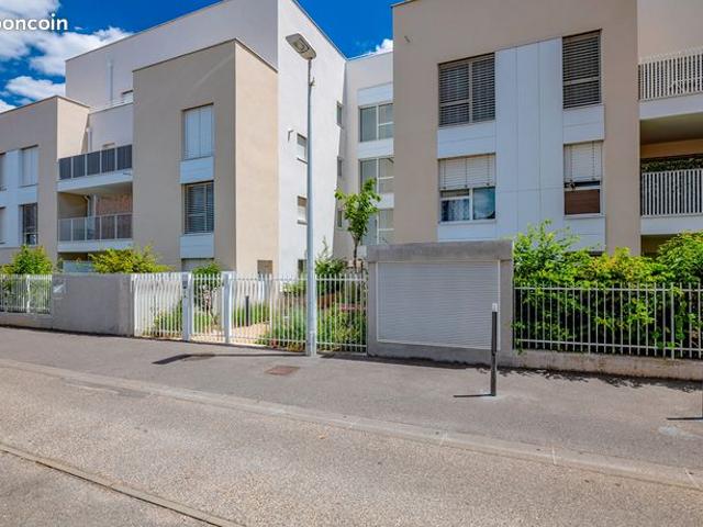 Appartement 4 pièces 81 m²