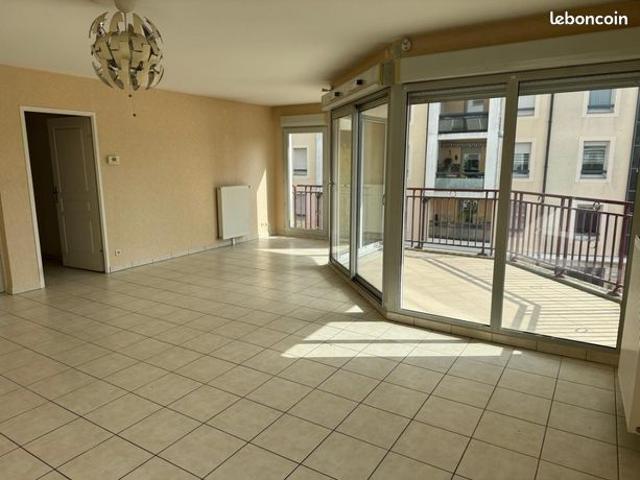 Appartement 4 pièces 81 m²