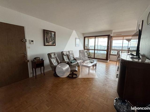 Appartement 4 pièces 81 m²