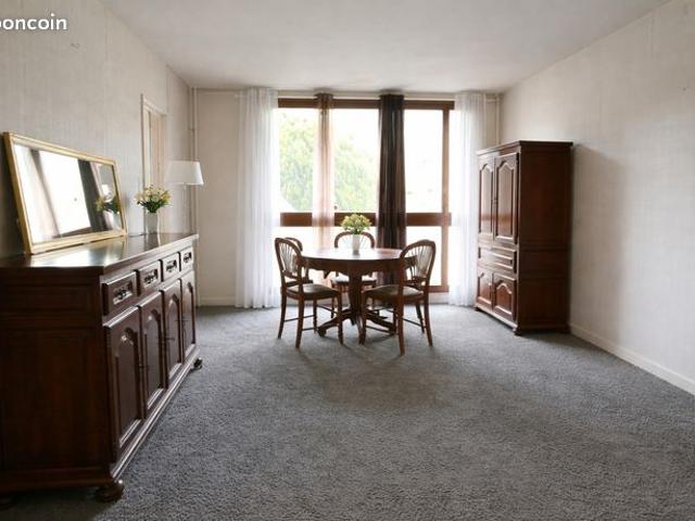 Appartement 4 pièces 81 m²