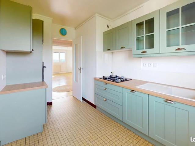 Appartement 4 pièces 81 m²