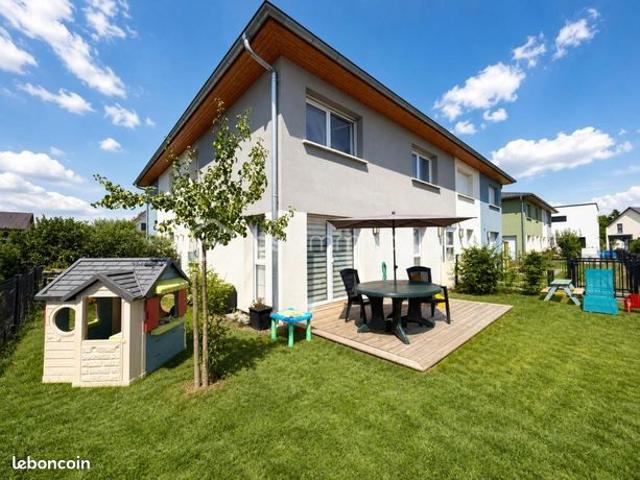 Appartement 4 pièces 81 m²