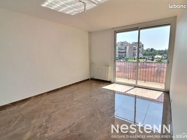 Appartement 4 pièces 81 m²