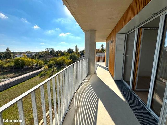 Appartement 4 pièces 81 m²