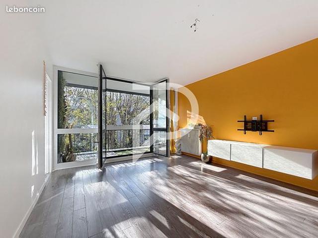 Appartement 4 pièces 81 m²