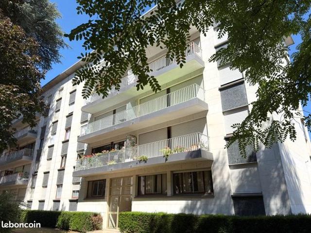 Appartement 4 pièces 81 m²