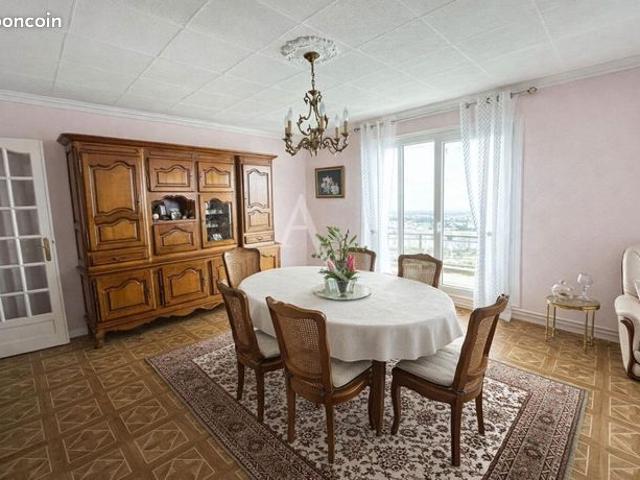 Appartement 4 pièces 81 m²