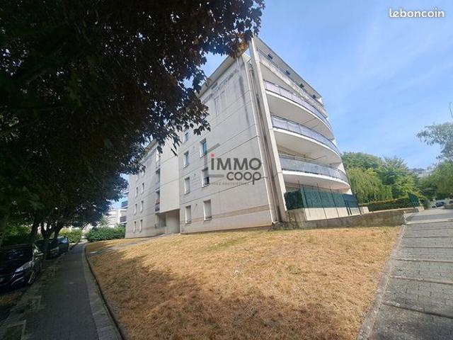 Appartement 4 pièces 81 m²