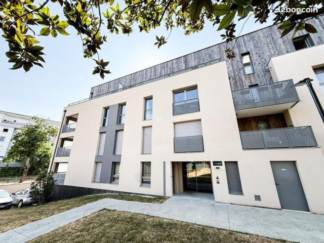 Appartement 4 pièces 81 m²