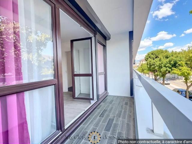 Appartement 4 pièces 81 m²