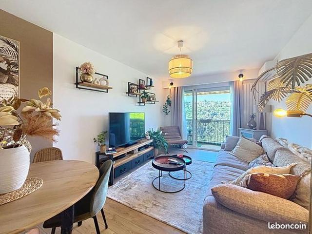 Appartement 4 pièces 80 m²