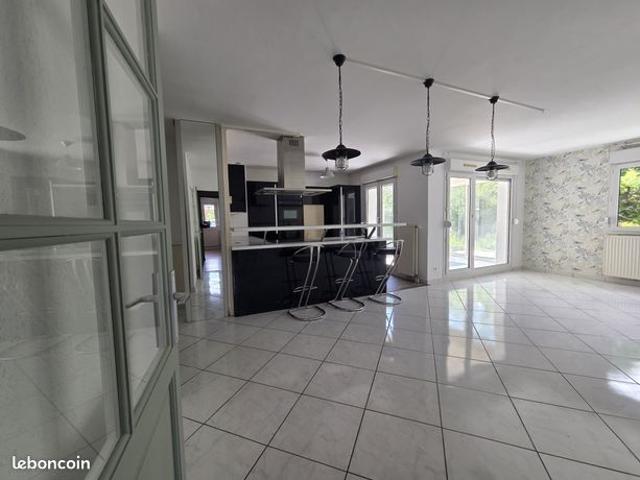 Appartement 4 pièces 81 m²