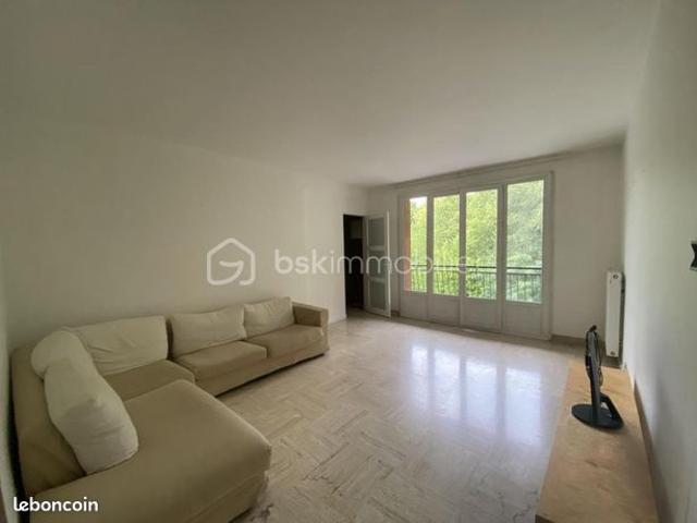 Appartement 4 pièces 81 m²