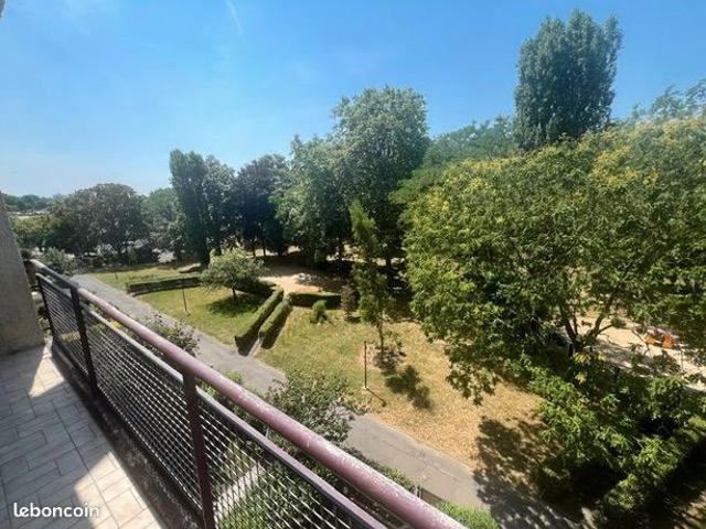 Appartement 4 pièces 81 m²