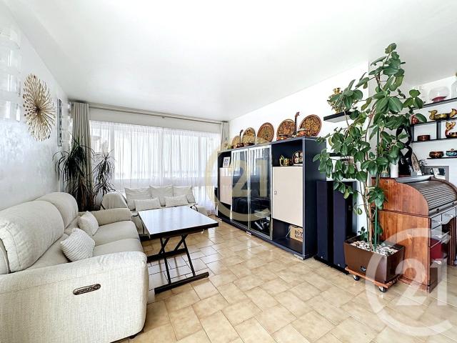 Appartement 4 pièces 81 m²