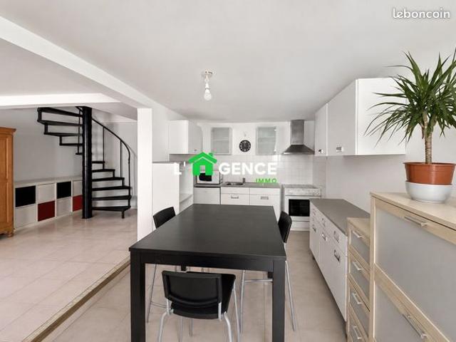 Appartement 4 pièces 81 m²