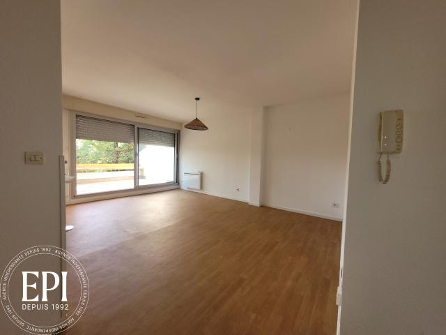 Appartement 4 pièces, 82 m² à louer à Carcassonne 11000