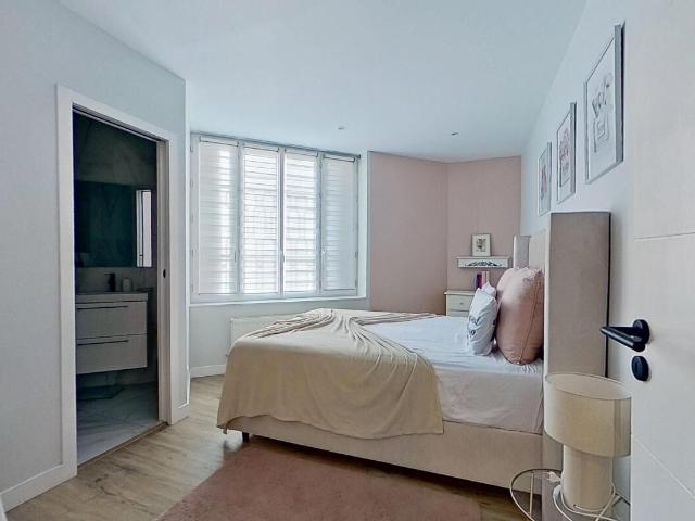 Appartement 4 pièces, 82 m² à louer à Levallois Perret 92300