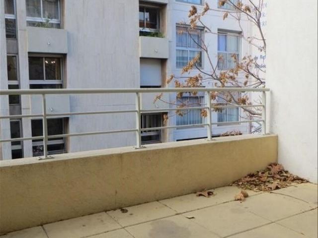 Appartement 4 pièces, 82 m² à louer à Marseille 8 13008
