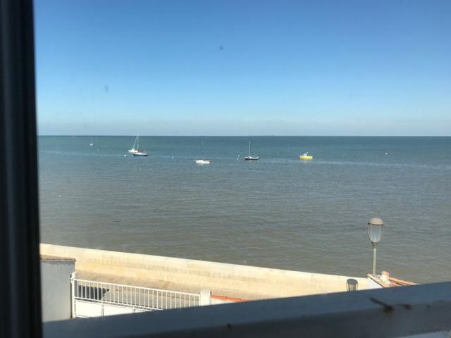 Appartement 4 pièces, 82 m² à louer à Rivedoux Plage 17940