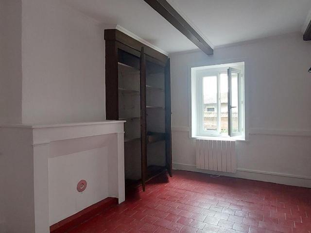 Appartement 4 pièces, 82 m² à louer à Romanèche Thorins 71570