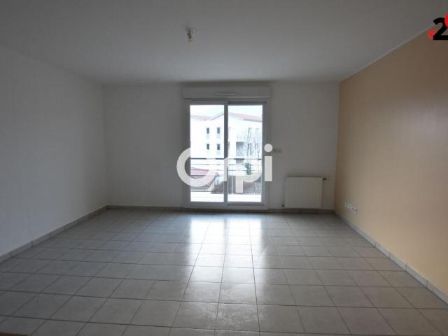 Appartement 4 pièces, 82 m² à louer à Sainte Foy l'Argentière 69610