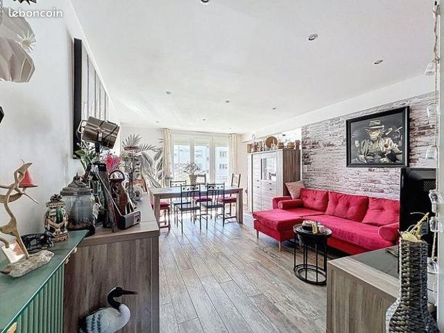 Appartement 4 pièces 82 m²