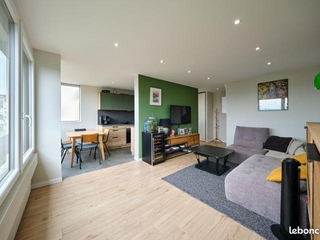 Appartement 4 pièces 82 m²