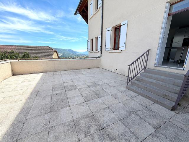 Appartement 4 pièces 82 m²