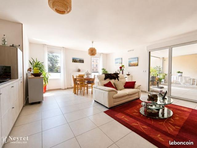 Appartement 4 pièces 82 m²