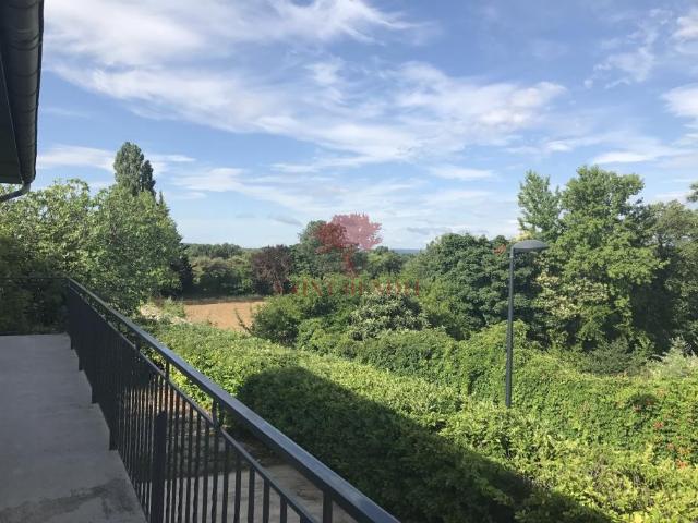 Appartement 4 pièces 82 m²