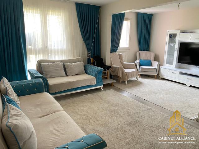Appartement 4 pièces 82 m²