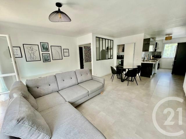 Appartement 4 pièces 82 m²
