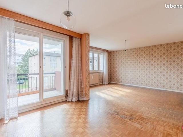Appartement 4 pièces 82 m²