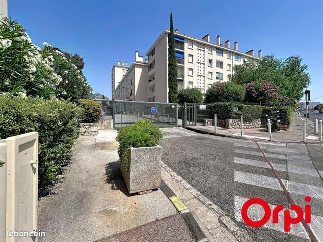 Appartement 4 pièces 82 m²