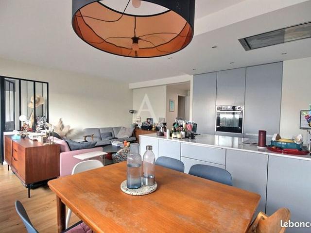 Appartement 4 pièces 82 m²