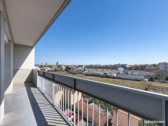 Appartement 4 pièces 82 m²