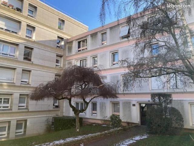 Appartement 4 pièces 82 m²