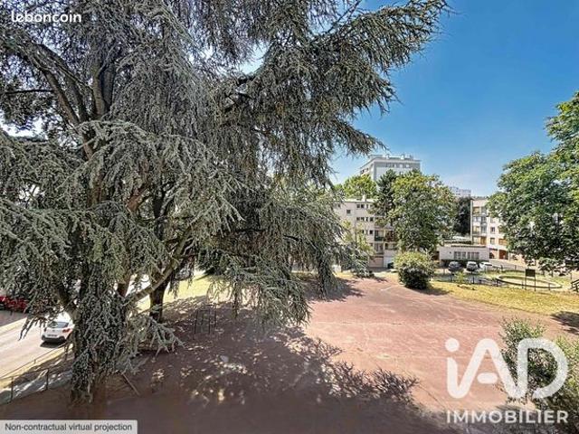 Appartement 4 pièces 82 m²