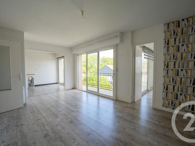 Appartement 4 pièces 82 m²