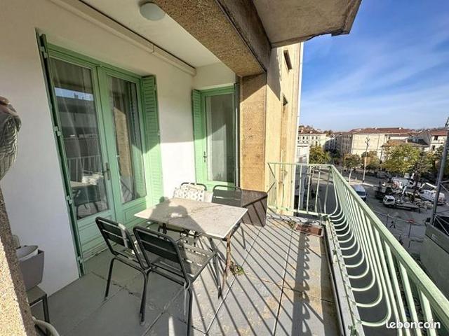 Appartement 4 pièces 82 m²