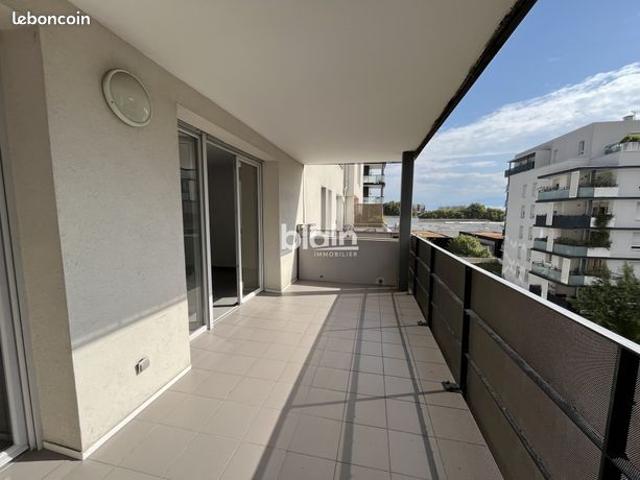 Appartement 4 pièces 82 m²