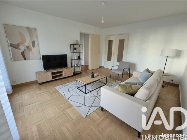 Appartement 4 pièces 82 m²